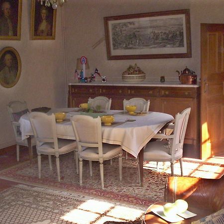 Manoir Du Val Harangt Bed and Breakfast Mardilly Exteriör bild