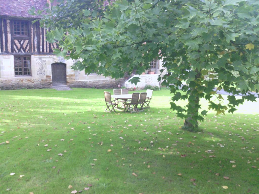 Manoir Du Val Harangt Bed and Breakfast Mardilly Rum bild