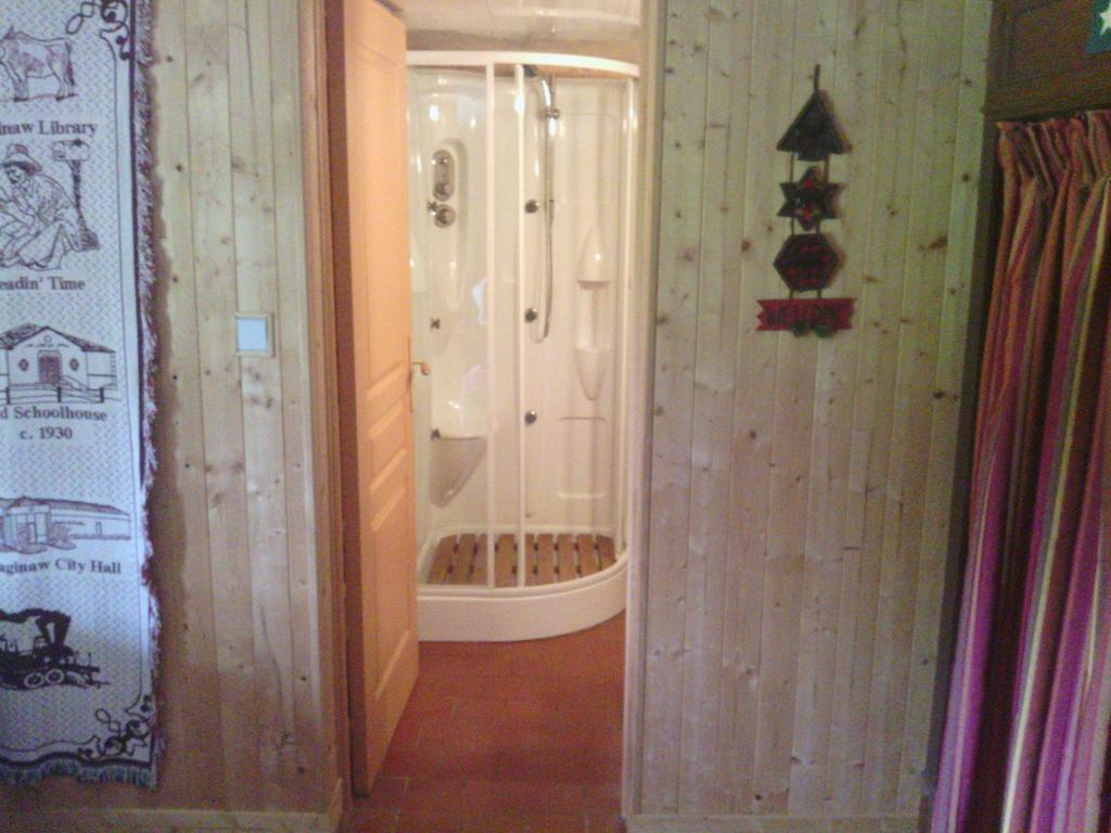 Manoir Du Val Harangt Bed and Breakfast Mardilly Rum bild